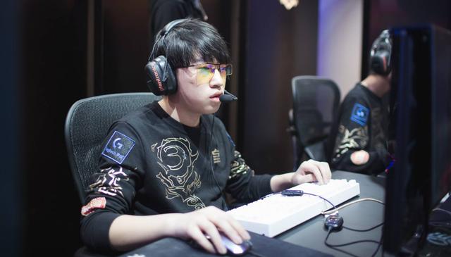 发言厅里厅气，加纳前国脚：中国足球不能说好，也不能说不好